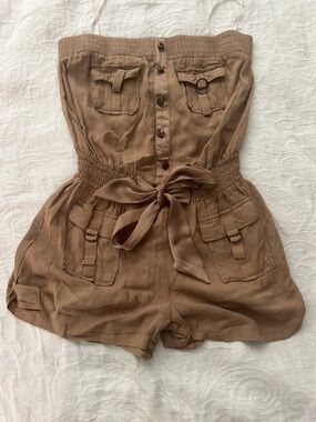 Candie's Tan Elastic Waist Shorts